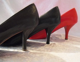 Absatz 6 cm der Stöckelschuhe in Übergrössen