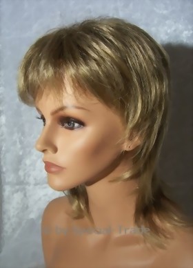 Langhaar Per�cke dunkelblond Seitenansicht