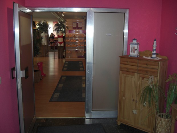 Showroom Eingang