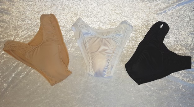 cameltoe-gaff-schwarz-beige-weiss.jpg cameltoe-gaff-schwarz-beige-weiss.jpg