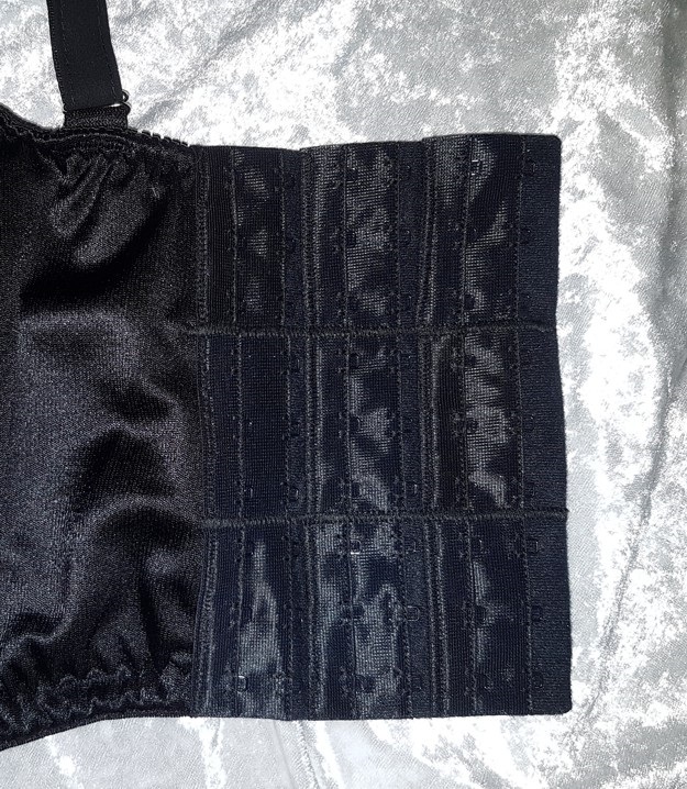 riesen-bh-xxxxxl-schwarz-1237-2.jpg riesen-bh-xxxxxl-schwarz-1237-2.jpg